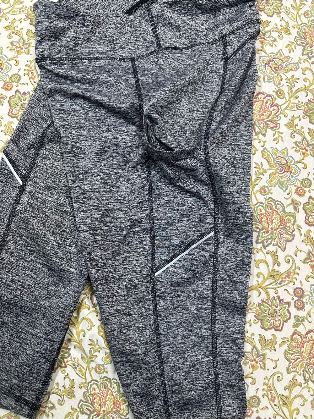 Gray Heather Active Capri Leggings - Picture 2 of 4
